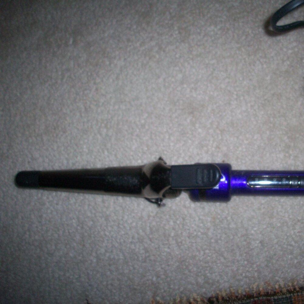 ion Titanium Pro Curling Iron Adjustable Heat to 450°F Model 301198 Swivel Cord - Picture 2 of 8